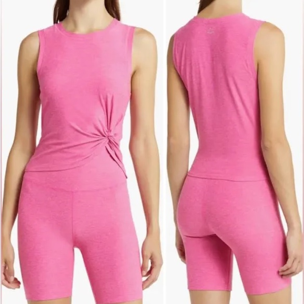 Beyond Yoga Front Twist Muscle Tank Size Small